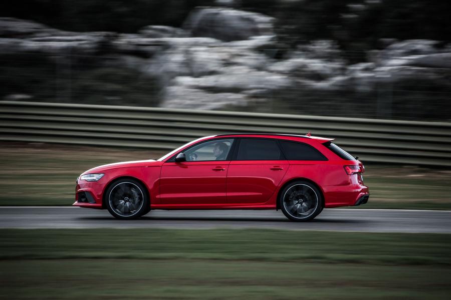  Audi RS6 Avant (4G, C7) 2014 года  (WW) (фото 13 из 22)
